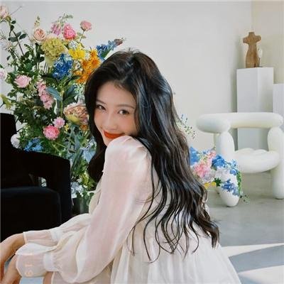 彩凤云裳